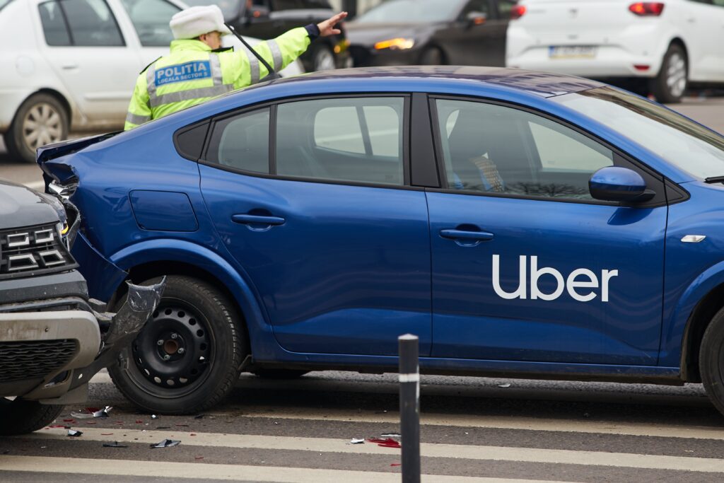 ¿Puedo demandar a Lyft después de un accidente con lesiones?