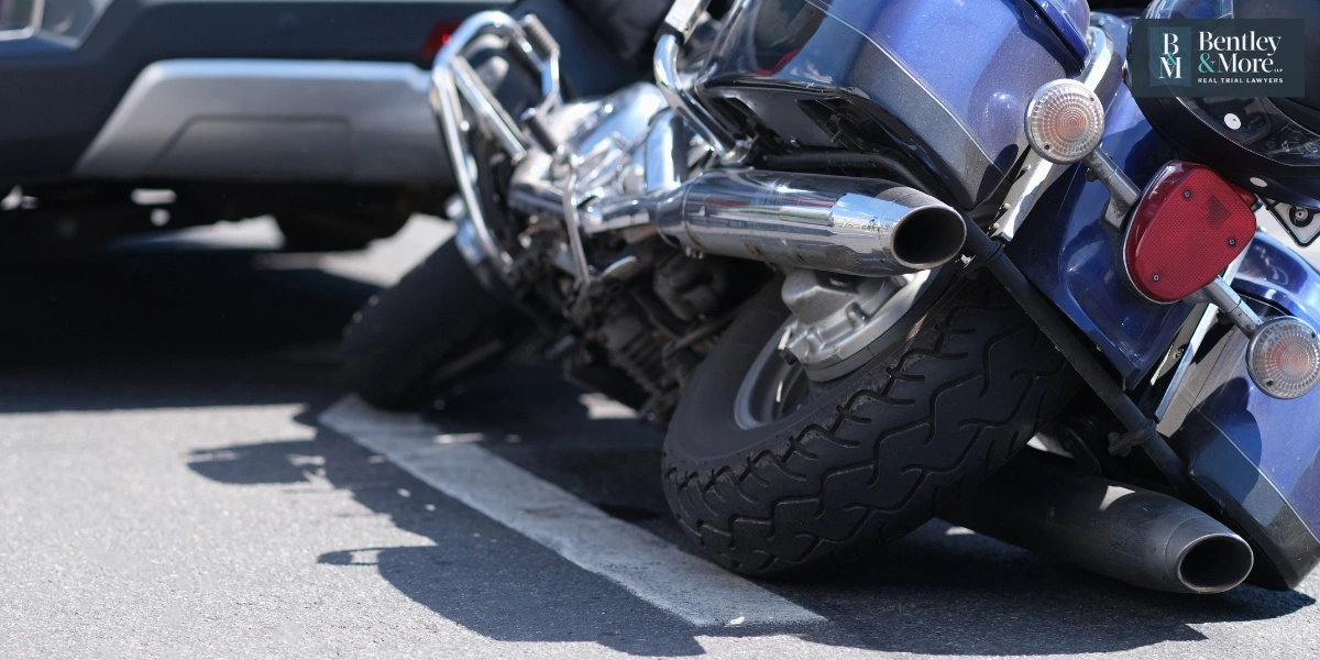 ¿Qué no debo hacer después de un accidente de motocicleta en California?